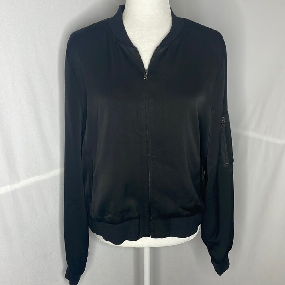 Bcbgmaxaria black zip up bomber jacket